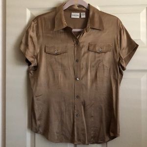 Chico’s size 1 blouse equivalent to 8/10